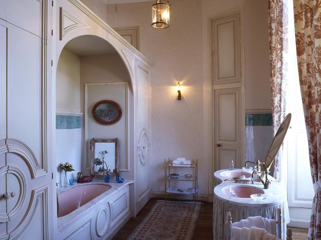 Chateau De La Flocellière Szoba fotó